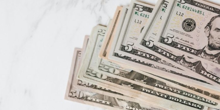 Dólar blue: ¿a cuánto abre la cotización HOY jueves 3 de abril?