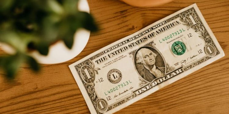 Dólar oficial: así abre la cotización este miércoles 9 de abril