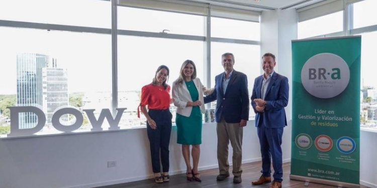Dow y Benito Roggio ambiental firmaron un Memorando de Entendimiento sin precedentes para acelerar el ecosistema circular de plásticos