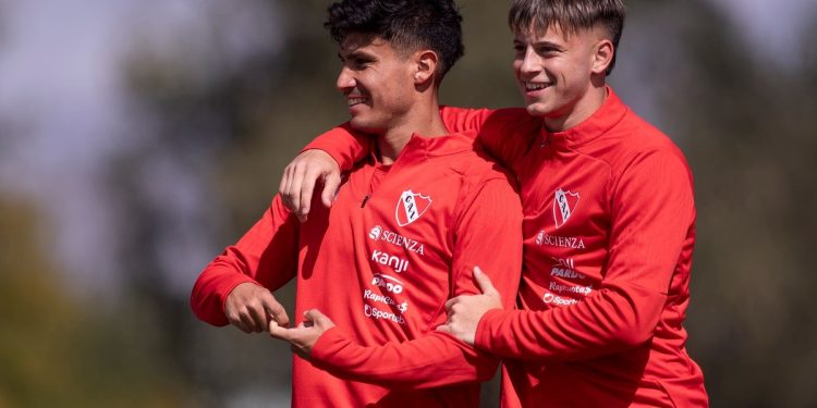El equipo mixto que probó Vaccari en Independiente para visitar a Lanús