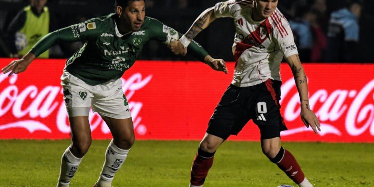 El ex Boca que a sus 40 años le convirtió a River y fue picante: “Nos tiraron un centro de mierda y nos hicieron un gol”