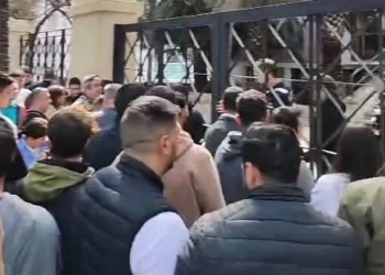 Un error provoca el caos en el examen de capacitación para conductores de transporte público en Valencia