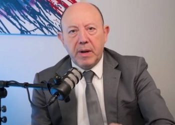 “Ha sido muy lista”: Gonzalo Bernardos elogia a Giorgia Meloni por su visita a Trump en plena guerra arancelaria