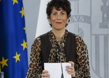 Hacienda lo confirma: esta es la multa que puede llegarte si no has informado de compraventas dentro de la UE