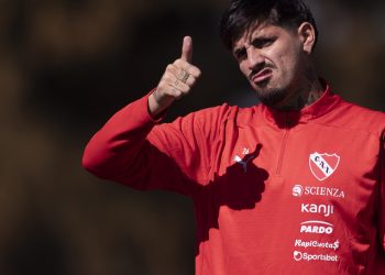 Lomónaco, de “al hincha le digo que siga creyendo” a “la ilusión está intacta”