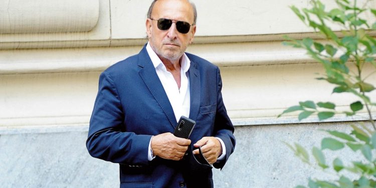 Licitación de AYSA: El duelo (¿o acuerdo?) entre dos gigantes del cloro y un solo beneficiario, el señor del Cloro