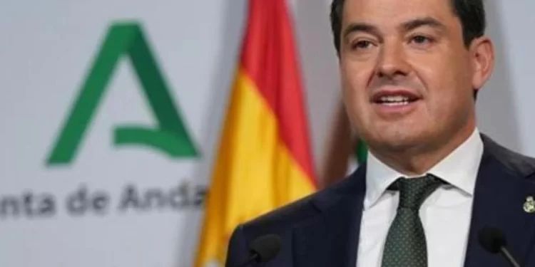 Juanma Moreno: «Lo más probable es que el apagón sea por un ciberataque»