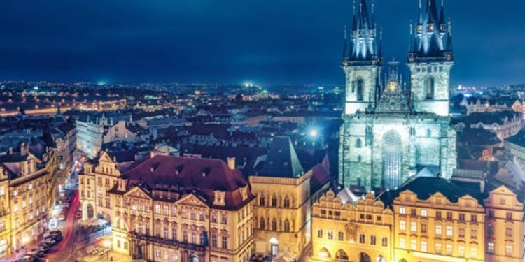 Ni Madrid ni París: la capital europea que es el destino más deseado por los turistas en los últimos meses