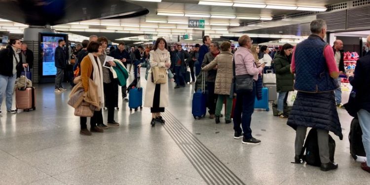 Paro General del 10 de abril: ¿cómo funcionarán los servicios y qué pasará con los colectivos?