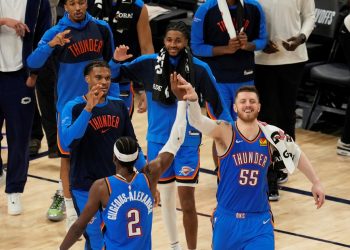 Playoffs NBA: los Thunder barrieron la serie y los Cavaliers ya tienen la escoba en la mano