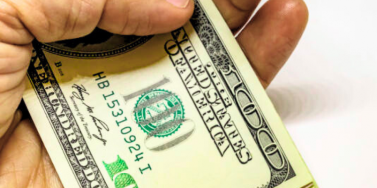 Precio del dólar blue: a cuánto cotiza hoy martes 8 de abril con el MEP y el CCL