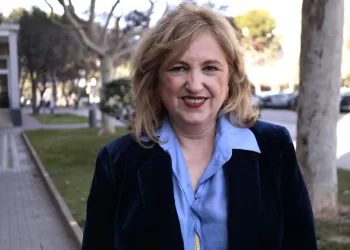 Rosa Bolea, rectora de la Universidad de Zaragoa: «Tienes que trabajar para que tu campus sea mejor y competir así con los privados»