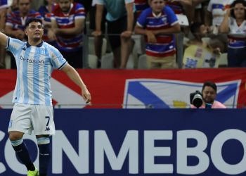 Salas, tras la goleada de Racing: “El equipo dejó todo” y “no sé si somos candidatos”