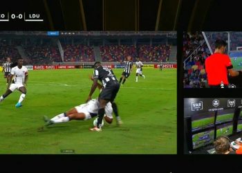 Video: el polémico penal que no le cobraron a Central Córdoba en su debut en la Libertadores