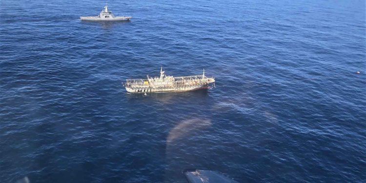 Positivo: Armada Argentina localiza 400 pesqueros y evita depreden en aguas nacionales próximas a la ZEE