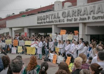 Trabajadores del Hospital Garrahan denuncian precarización. “Encima de pagarte muy poco, tratan de ensuciarte”