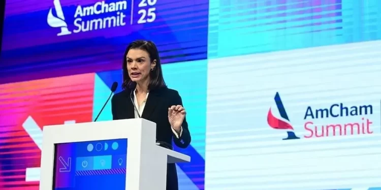 Inusual apoyo de la Embajada de EE.UU.: destaca oportunidades históricas en la relación bilateral con Argentina y celebra el giro económico del gobierno