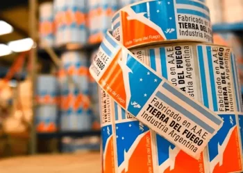 Paro general en Tierra del Fuego por modificación arancelaria del Gobierno, coincide con los intereses de empresarios