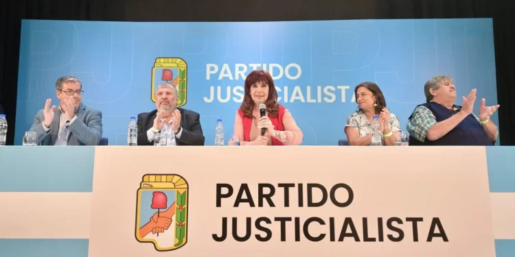 El PJ cuestiona el desdoblamiento electoral y advierte que debilita su proyecto nacional frente a Milei