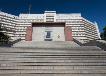 Exclusivo: La agente de origen ruso “Nikita Montokichenko” de la Armada, motivo de reunión “secreta” entre SIDE y la ICIA naval