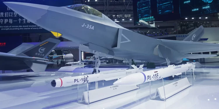 El misil PL-15 chino debuta en combate en ésta escalada militar entre Pakistán e India. ¿Repercutirá en otros conflictos?
