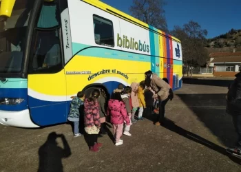 Renovado el convenio que garantiza el servicio de bibliobuses en entornos rurales de Albacete y Guadalajara