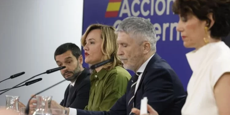 El Gobierno asume el fracaso en Bruselas y «seguirá trabajando» por la oficialidad del catalán