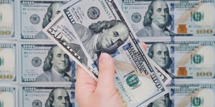 Dólar oficial hoy: a cuánto cotiza en los bancos este viernes 2 de mayo