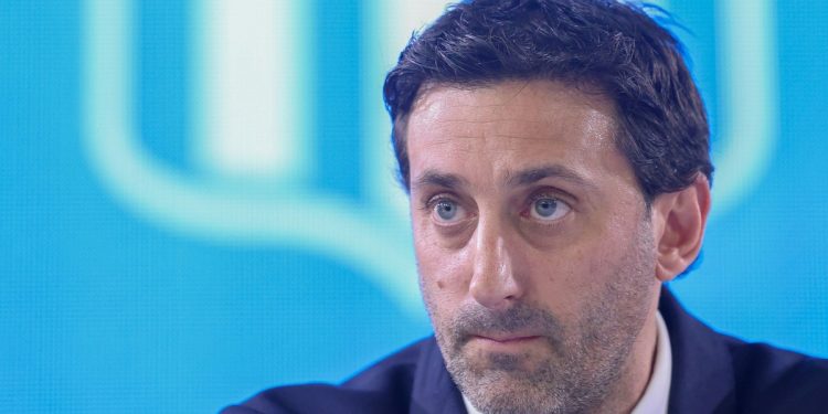 El aviso de Milito, presidente de Racing: “No vamos a desmantelar el plantel, trataremos de retener a todos nuestros jugadores”