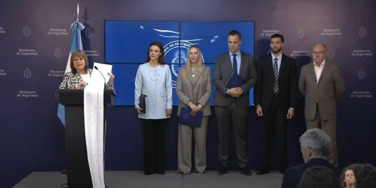 El Gobierno le entregó a Estados Unidos una lista de 15 mil barras que no podrán ingresar a los partidos del Mundial de Clubes