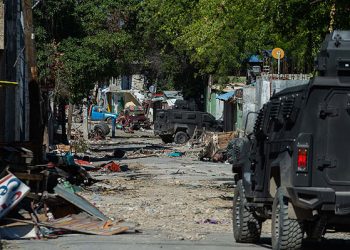 Haití: Una mujer fue arrestada por asesinar con empanadas envenenadas a 40 mafiosos