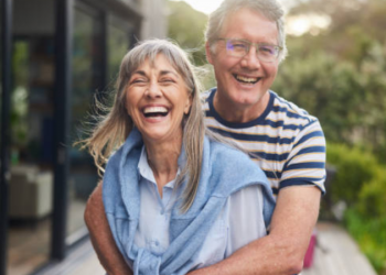 Juntos para siempre: cuál es la fórmula 2-2-2 que siguen las parejas que duran más tiempo