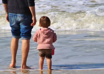 Licencia por paternidad: la Argentina tiene una de las más cortas de Sudamérica