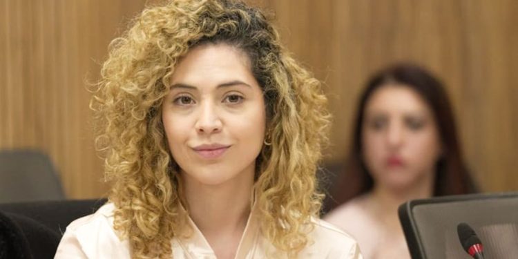 Grave acusación: “Milei no es diferente a Putin o Chávez”; la dura crítica de la exlibertaria “mendocina” Lourdes Arrieta