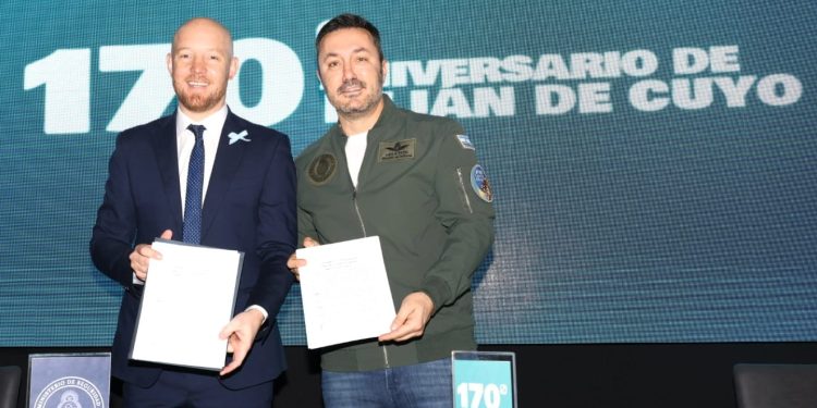 Más de 20 mil personas participaron del Gran Desfile Cívico Militar por el Aniversario 170 de Luján de Cuyo