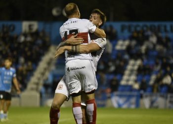 Morón estiró su racha a cinco sin perder y sigue en Reducido