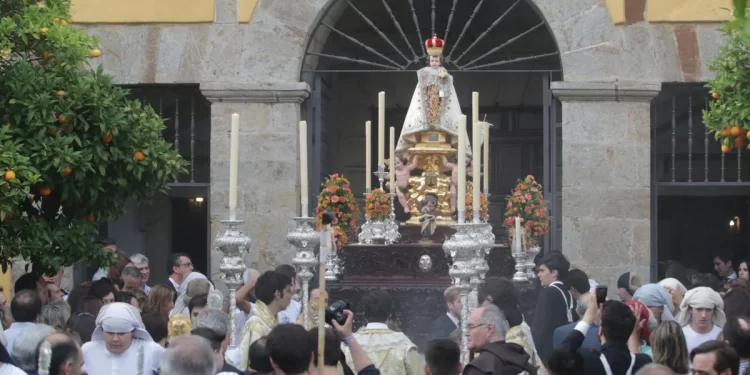 Procesión del Milagroso Niño Jesús de Praga en Córdoba: horario, itinerario y detalles
