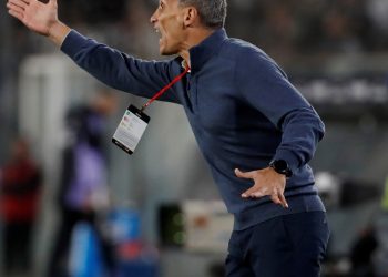 Paliza en la Copa Libertadores: Fortaleza goleó 4-0 a Colo Colo y alcanzó a Racing en la tabla