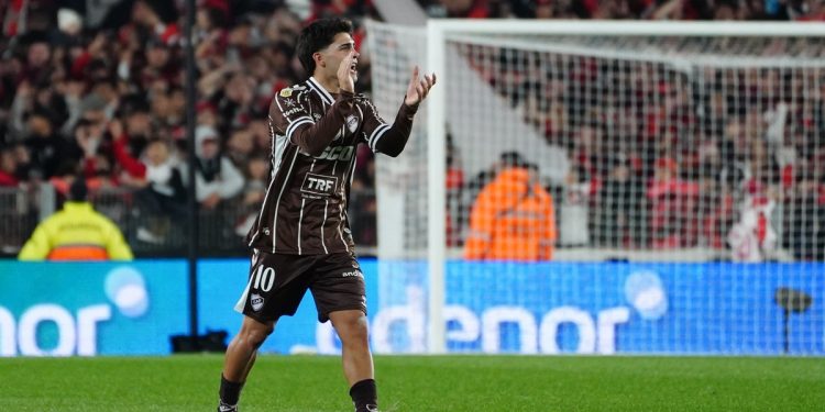 Taborda, luego de la histórica clasificación de Platense: “La clave fue cómo marcamos a Mastantuono”