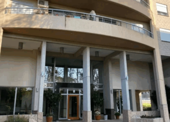 Tragedia en Salta: un adolescente de 13 años murió al caer de un edificio