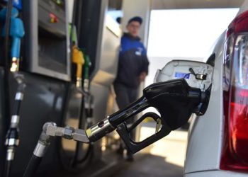 El Gobierno actualiza impuestos a los combustibles y anticipan nuevas subas en nafta y gasoil