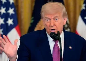 Trump: Tenemos “control completo” de los cielos iraníes y sabemos donde se oculta Jamenei. Por ahoro no lo matremos. Rendición incondicional.