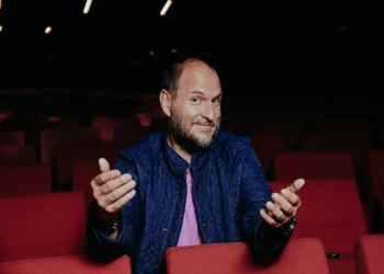 Andrés Parra: «No hay un solo ser humano que no esté roto»