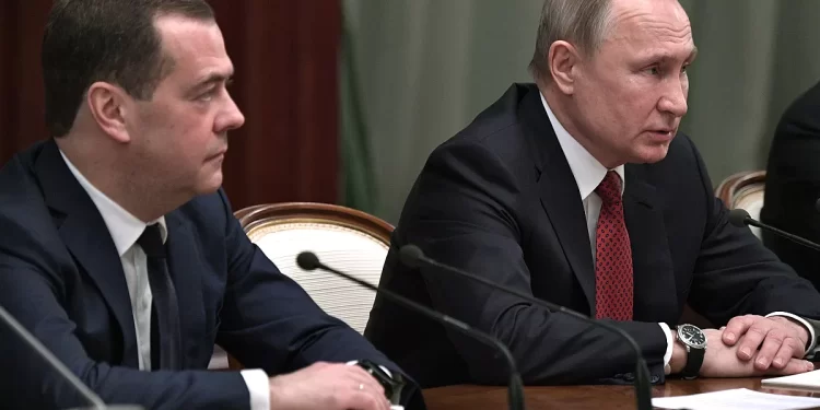 Rusia advierte que “hay países que estarían dispuestos a transferir armas nucleares a Irán” tras ataques estadounidenses