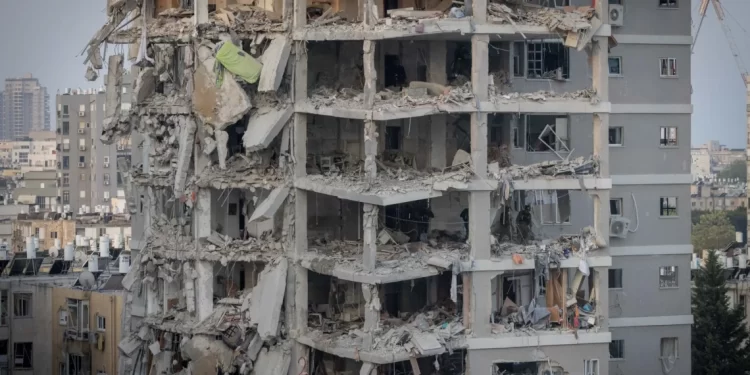 Israel descarta negociaciones con Irán y promete continuar la ofensiva hasta alcanzar sus objetivos