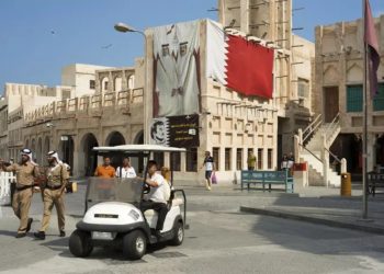 Qatar anuncia el cierre de su espacio aéreo