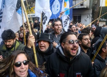 El PJ y la CGT preparan marcha en apoyo a Cristina Kirchner y crecen las tensiones con el Gobierno por la seguridad