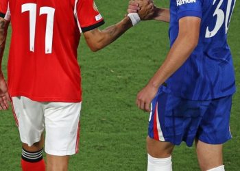 Aaron Anselmino y un debut especial con la camiseta del Chelsea en la goleada frente al Benfica