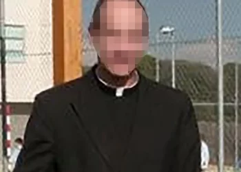 Las primeras dos víctimas del capellán del colegio de los Legionarios de Cristo ratifican sus acusaciones