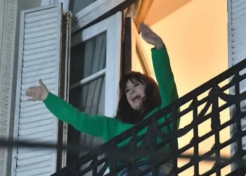 La “exitosa abogada” carece de comprensión de texto: Desafía al TOF2 y se confunde respecto a sus “derechos políticos”. ¿Cínica o psicópata?